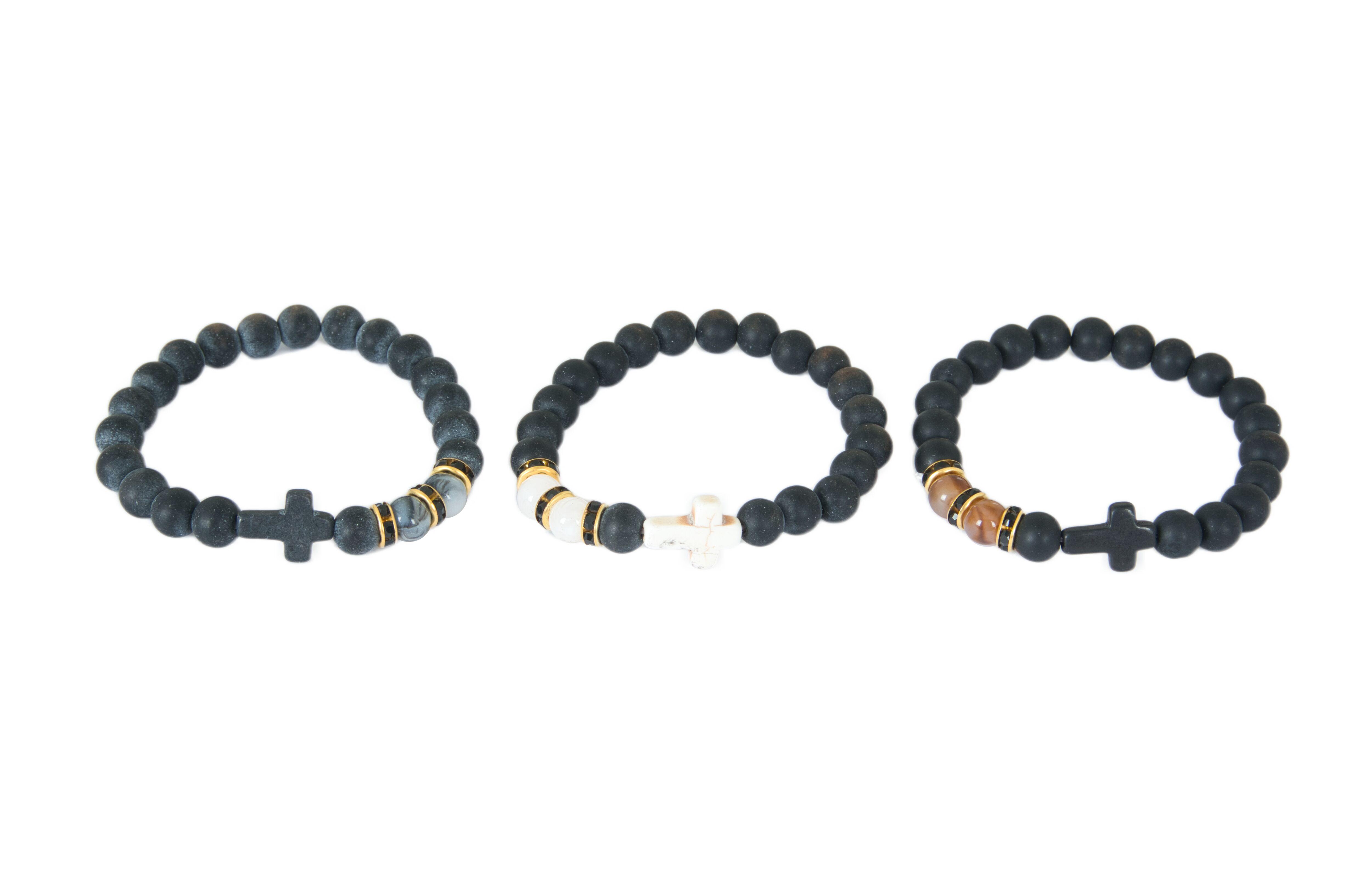 Fekete ásvány gumis karkötő, 3 féle