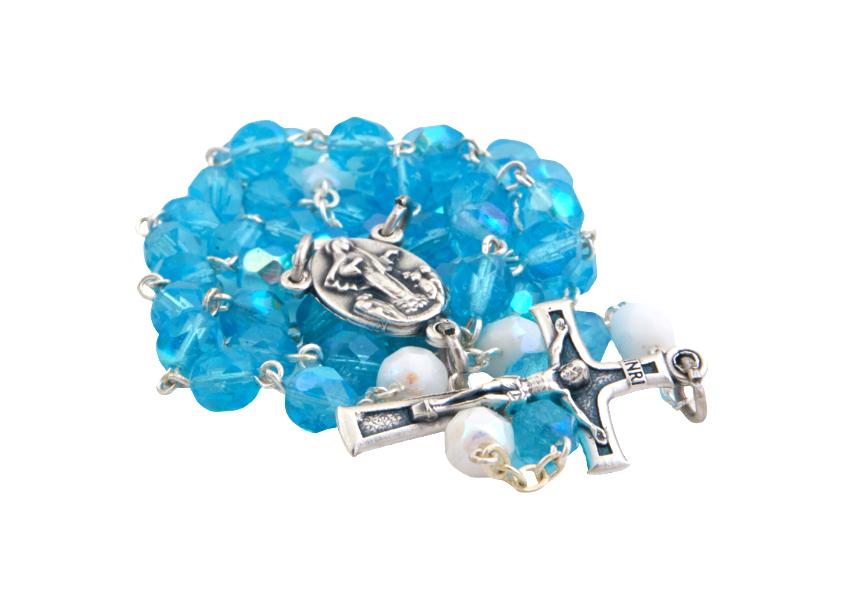 a-beke-kiralynoje-rozsafuzer-